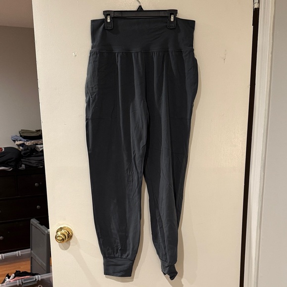 Athleta Pants - Athleta Charcoal Joggers